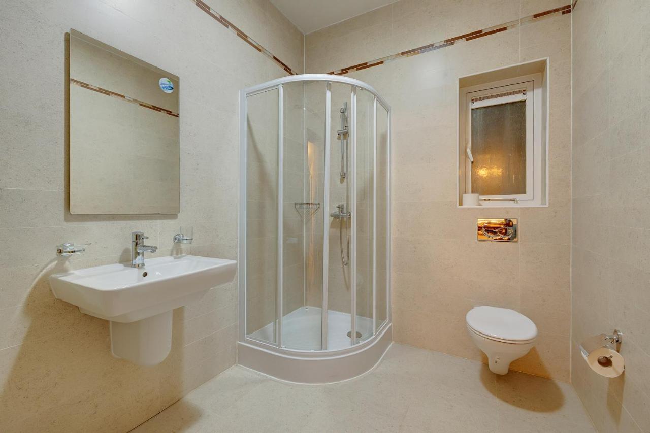 Seafront Lux Apart Inc Pool, Upmarket Area Sliema Exterior foto